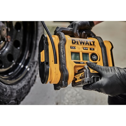 Souffleur compact 18V XR (sans accu/chargeur) Souffleur compact 18V XR (sans accu/chargeur)
