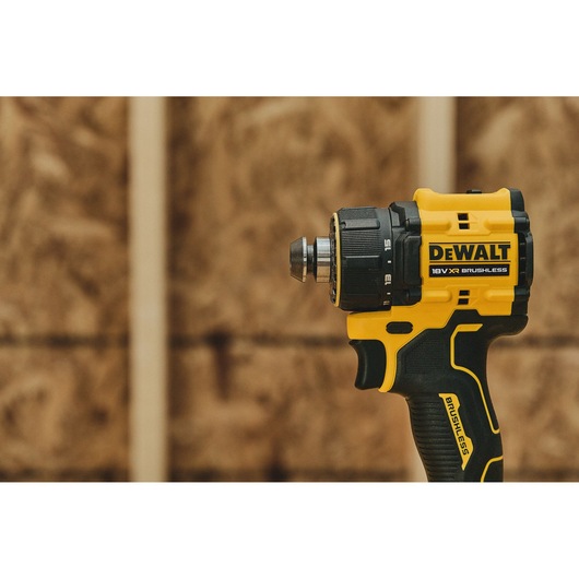 18V XR MULTI HEAD DRILL DRIVER 2x 2Ah