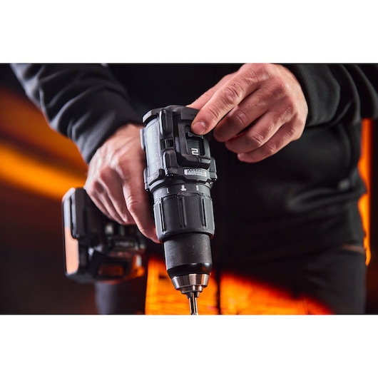 Speed function on the DEWALT x McLaren F1 Team 18V XR Special Edition Hammer Drill Driver