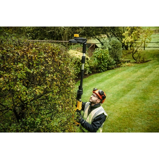 18V XR Brushless Taille-haie sur perche 1x 5.0Ah 18V XR Brushless Taille-haie sur perche 1x 5.0Ah