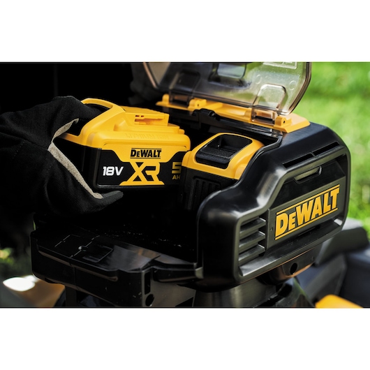 36V (2x 18V) XR Zelftrekkende grasmaaier 36V (2x 18V) XR Zelftrekkende grasmaaier