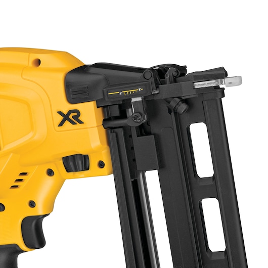 18V XR Brushless Cloueur de finition 1.6mm 16Ga (magasin droit) 2x 2.0Ah coffret standard 18V XR Brushless Cloueur de finition 1.6mm 16Ga (magasin droit) 2x 2.0Ah coffret standard