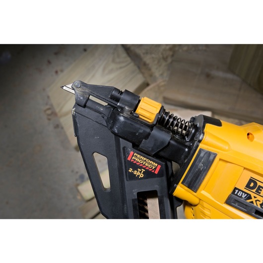 18V XR Brushless Tacker voor BAT-ankers met 2 snelheden zonder accu en lader