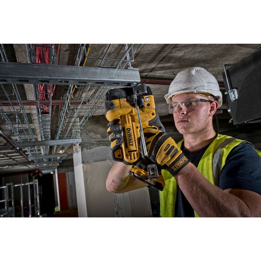 18V XR Draadeindknipper in TSTAK koffer (zonder accu/lader) 18V XR Draadeindknipper in TSTAK koffer (zonder accu/lader)