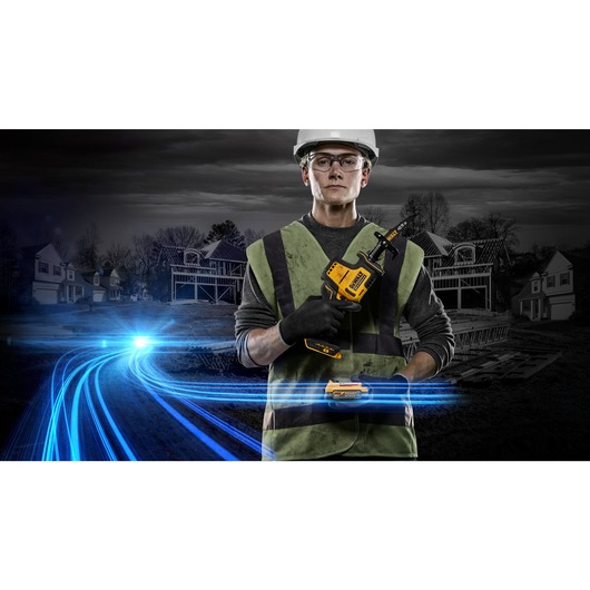18V XR Brushless Scie sabre compacte 18V XR Brushless Scie sabre compacte
