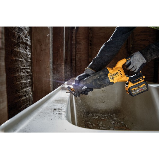 18V XR Reciprocating Saw With FLEXVOLT ADVANTAGE - Bare Unit